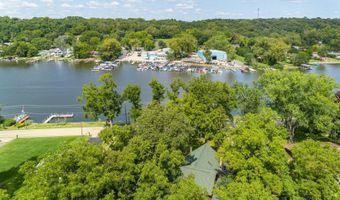 723 N River Rd, Algonquin, IL 60102