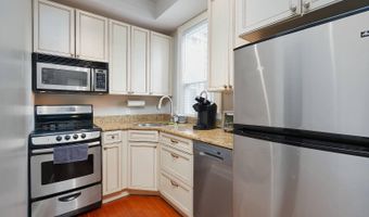 165 KING GEORGE St, Annapolis, MD 21401