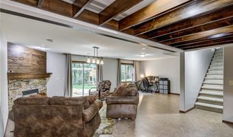 312 Brookshire Ct, Altoona, WI 54720