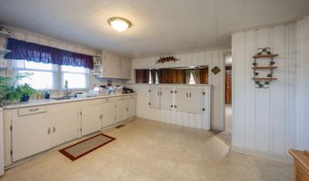 2907 Sivertsen Rd, Autryville, NC 28318