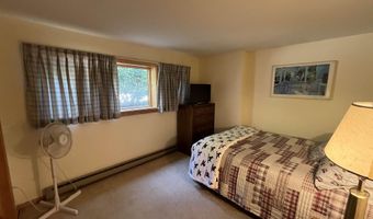 35 Woodland Pines Rd, Bartlett, NH 03812