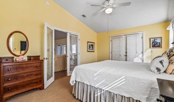 8 Bass St, Alligator Point, FL 32346