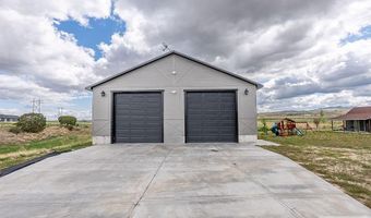 161 Snake River Dr, American Falls, ID 83211