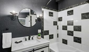 15 Eaton Ave, Bennington, NH 03442