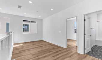 7636 Acama St, San Diego, CA 92126