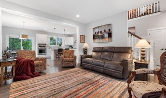 126 Harvard Ave, Auburn, NH 03032