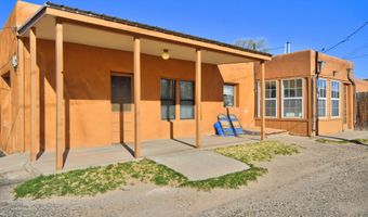 1723 VALLEY Rd SW, Albuquerque, NM 87105