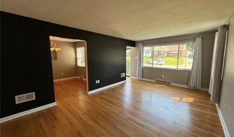 319 Lindenwood Blvd, Alton, IL 62002