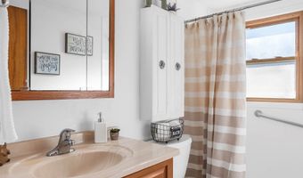 1835 Homeworth Rd, Alliance, OH 44601