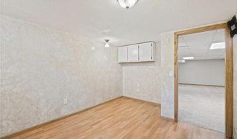 2111 3rd Ave SE, Austin, MN 55912
