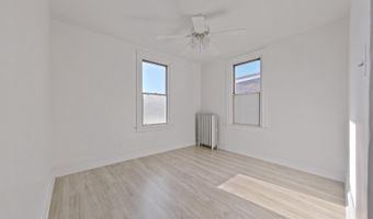 5929 N LEITHGOW St, Philadelphia, PA 19120