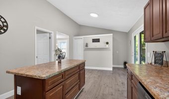 3320 Treat St, Adrian, MI 49221