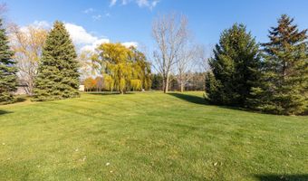 W3113 HILLY HAVEN Drive, Appleton, WI 54913