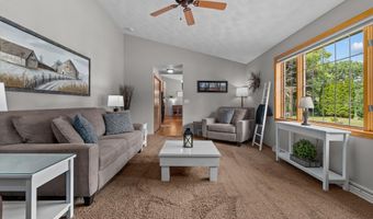 W5982 STRAWFLOWER Drive, Appleton, WI 54915