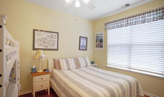 10 Harbor Pl, Barnegat, NJ 08005