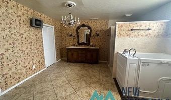 1101 W Riverside Dr, Carlsbad, NM 88220