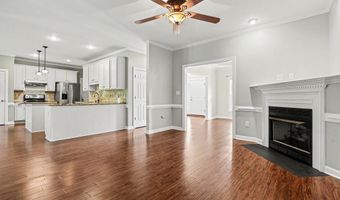 3704 Highland Creek Dr, Apex, NC 27539