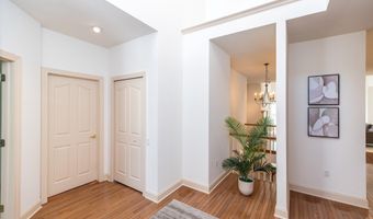 5812 HICKORY HOLLOW Ln, Doylestown, PA 18902