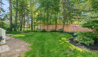7154 Timbercreek Dr, Allendale, MI 49401