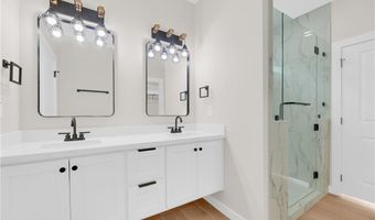 1027 Broken Arrow Dr, Alamo, TX 78516