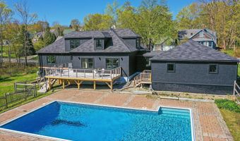 16 Cottage St, Belfast, ME 04915