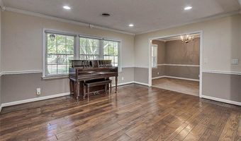 1201 Lindale Dr, Asheboro, NC 27205