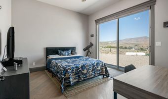 28 River Vista Dr, Dayton, NV 89403