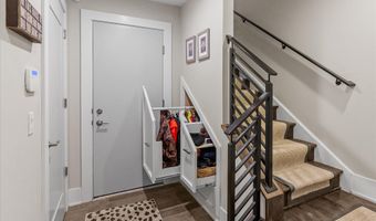 406 BARLOW Pl, Bethesda, MD 20814