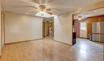 1 A Heritage Rd, Columbia, CT 06237