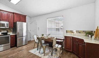 425 3RD St W, Baldwin, FL 32234
