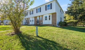 1 Dogwood Ct, Sayreville, NJ 08872