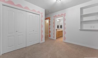 3835 S Taylorview Ln, Ammon, ID 83406