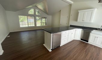 54785 McKenzie River Dr, Blue River, OR 97413