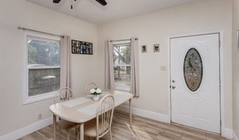 412 E Gray St, Des Moines, IA 50315