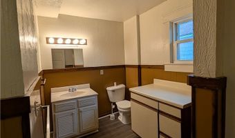 564 Carroll St, Akron, OH 44304