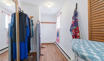 4 Rosemont Ave, Johnston, RI 02919