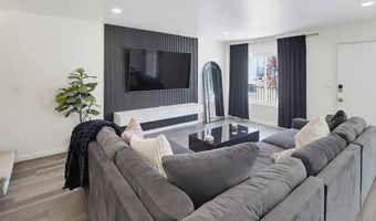 6516 Omega Dr, San Diego, CA 92139