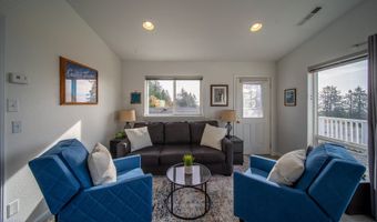 16281 CHAPMAN Ln, Brookings, OR 97415