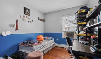 14 Parker St, Central Falls, RI 02863