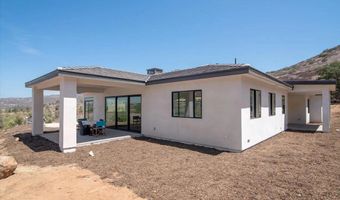 16390 Via Justina Real, Escondido, CA 92025