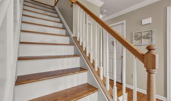 65 Pelican Dr, Bayville, NJ 08721
