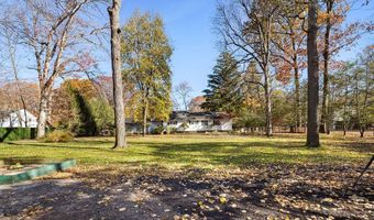 25 Edgebrook Ln, Airmont, NY 10952