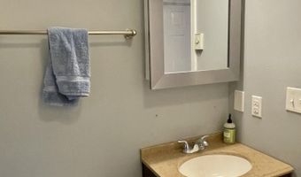 12 Pine Hill Dr, Bath, ME 04530