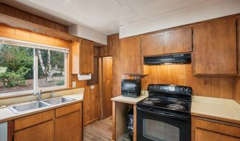 15693 S HIDDEN Rd, Mulino, OR 97042
