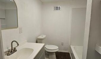 306 G St SE, Ardmore, OK 73401
