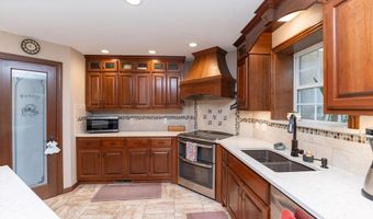 8409 NW County Road 6002, Amoret, MO 64722
