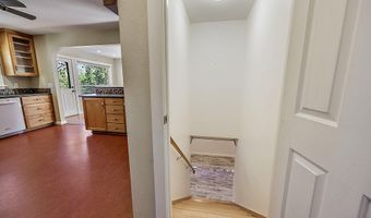 565 Ashland St, Ashland, OR 97520