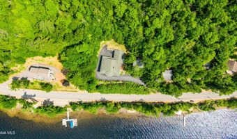 536 E Shore Dr, Adirondack, NY 12808