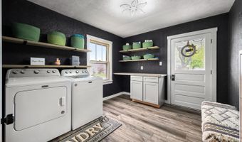 317 WOODLAWN Dr, Aurora, IN 47001