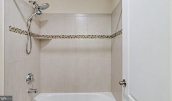 40978 SPUR RUN Ln, Aldie, VA 20105